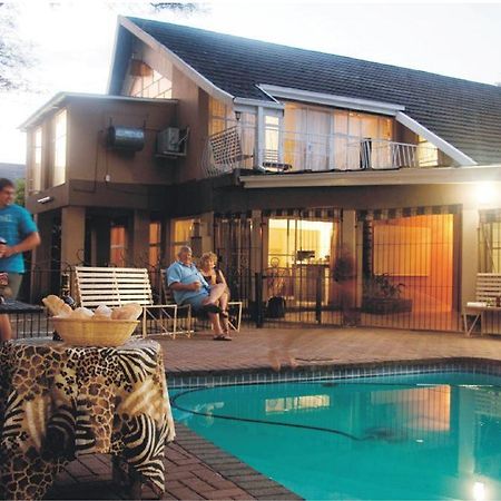 Rustenburg Guesthouse Exterior photo